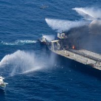 Požar na tankeru New Diamond