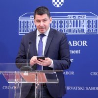 Klub zastupnika Mosta nezavisnih lista o temi: Prijeteća ovršna kriza