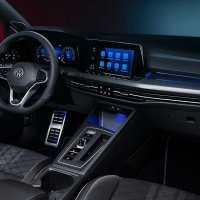 VW Golf 8 Variant R-Line