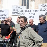 Zagreb: Prosvjed pirotehničara na Markovom trgu