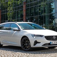 Opel Sports Tourer Ultimate 2.0 Turbo 200 KS AT-9