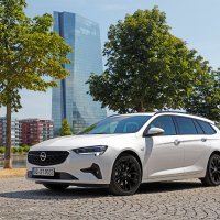 Opel Sports Tourer Ultimate 2.0 Turbo 200 KS AT-9