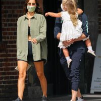 Bradley Cooper i Irina Shayk sa kćerkicom Leom