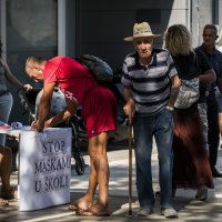 Potpisivanje peticije 'Stop maskama u školi'