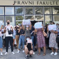 Split: Studenti prava prosvjeduju ispred fakulteta