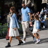 Igor Vori u šetnji špicom sa suprugom Oljom i kćeri Nikom