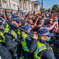 Prosvjed protiv korona mjera u Londonu