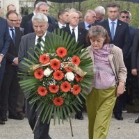 Andrej Plenković i Milorad Pupovac na komemoraciji ubijenih srpskih civila u Varivodama