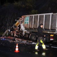 Dva teretna vozila sudarila se kod tunela Veliki Gložac