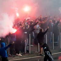 Armada je bakljadom dočekala igrače Rijeke