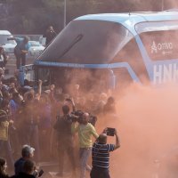 Armada je bakljadom dočekala igrače Rijeke