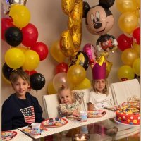 Ivano, Sofia i Ema Modrić