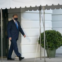 Donald Trump stiže u bolnicu Walter Reed