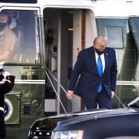 Donald Trump stiže u bolnicu Walter Reed