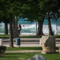 Olujno jugo stvara brojne probleme u pomorskom prometu