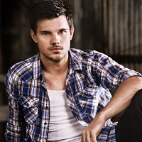 Taylor Lautner novi dom