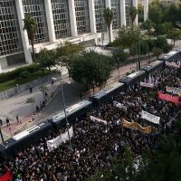 Sukob prosvjednika i policije nakon presude čelnicima Zlatne zore u Ateni