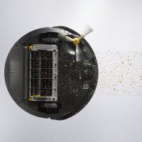 Roomba 604_2_Photo_Insitu_Underside_Oatmeal_Crumbs