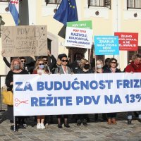 Prosvjed frizera na Markovu trgu