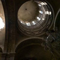 Granatirana katedrala u Nagorno Karabahu