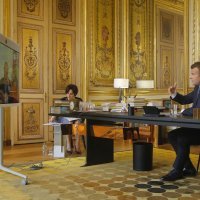 Vladimir Putin i francuski predsjednik Emmanuel Macron razgovaraju putem videolinka