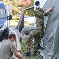 Hrvatska vojska postavila šatore ispred Rebra