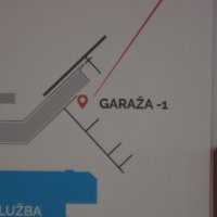 Pripreme za trijažu u garaži KBC-a Zagreb