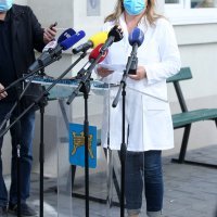 Željka Karin, ravnateljica Nastavnog zavoda za javno zdravstvo, na tiskovnoj konferenciji