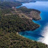 Gradilište na Sutivanu, Brač (3)