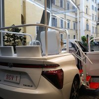 Toyota Mirai kao službeni papamobil