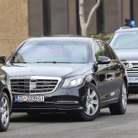 Andrej Plenković u blindiranom automobilu došao na sastanak