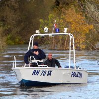 Prevrnuo se čamac na Korani s trojicom Karlovčana