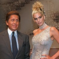 Cindy Crawford, Valentino Garavani