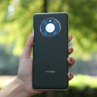 Huawei predstavio Mate 40 seriju