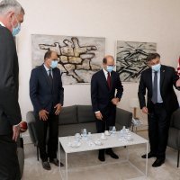 Premijer Plenković primio predstavnike Međunarodne košarkaške federacije