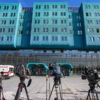 Zagreb: Prosvjed medicinskih djelatnika ispred KB Dubrava zbog teških uvjeta rada