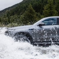 Mercedes-Benz EQC 4×4²