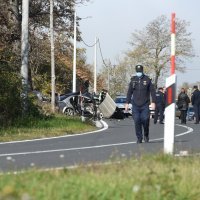 U sudaru dvaju automobila poginulo troje putnika