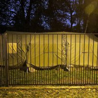 Vojska postavila šator kod zagrebačke Akademije likovnih umjetnosti