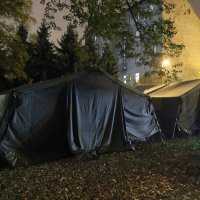 Vojska postavila šator kod zagrebačke Akademije likovnih umjetnosti