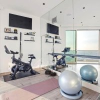 Dom Nicole Scherzinger