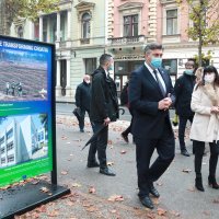 Zagreb: Andrej Plenković obišao je izložbu EU fondovi mijenjaju Hrvatsku