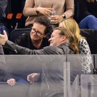 Michael J. FOx na hokejaškoj takmici New York Rangersa i Winnipeg Jetsa
