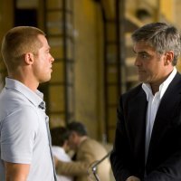 Brad Pitt i George Clooney u filmu 'Oceanovih 12'