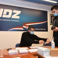 Glasanje na unutarstranačkim izborima u HDZ-u u Šibeniku