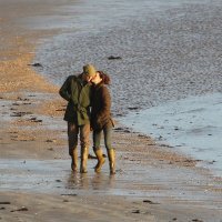 Princ William i Kate Middleton u šetnji sa štenetom Lupom