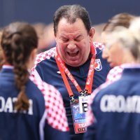 Rukometašice Hrvatske, Nenad Šoštarić