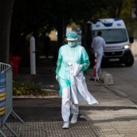Zagreb: Prizori ispred OB Zadar u jeku pandemije koronavirusa