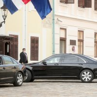 Predsjednik u blindiranom autu ušao u Banske dvore na Sjednicu vijeća za nacionalnu sigurnost