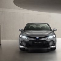 Toyota osvježila Camry Hybrid za 2020.